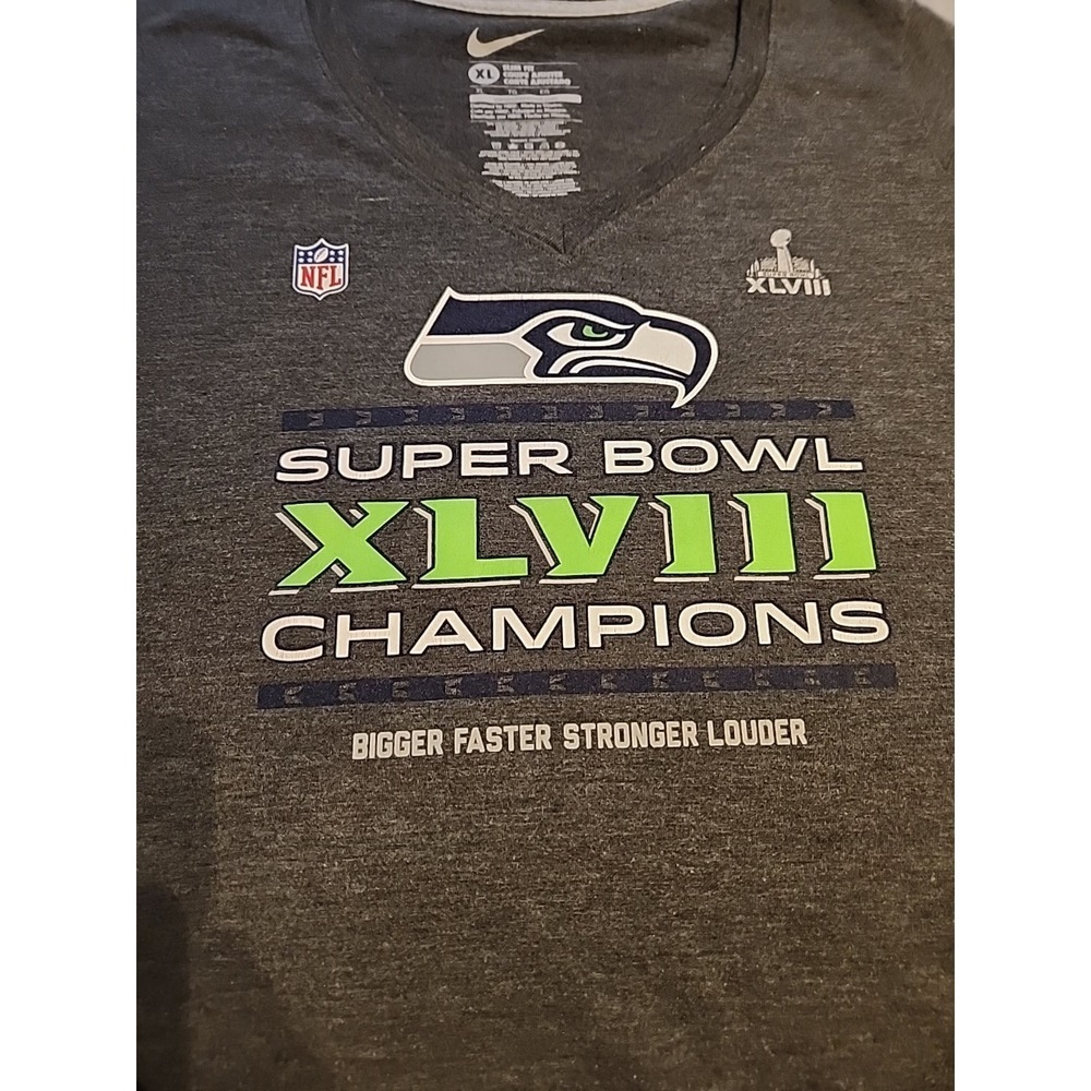 Seattle Seahawks Super Bowl XLVIII Champions Women's XL T-Shirt